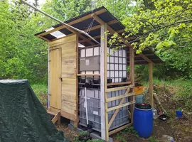 Integrated composting area - the poop palace